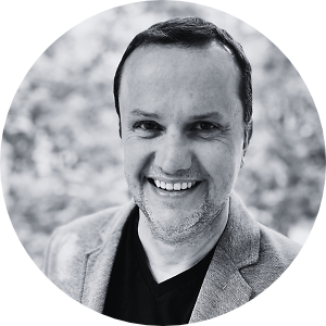 Jörg Armbrüster Autorenportrait