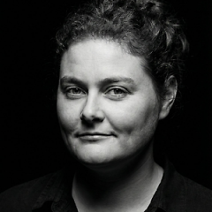 Sarah J. Gustavsen Autorenfoto